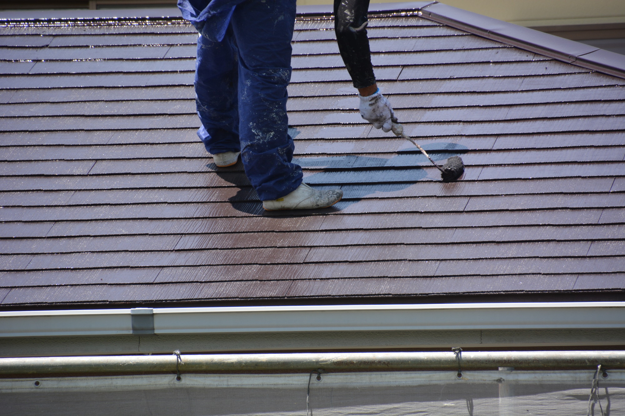 What Is A Flat Roof Coating And Is It Right For Your Commercial Building   Pajnting House Walls And Roof 