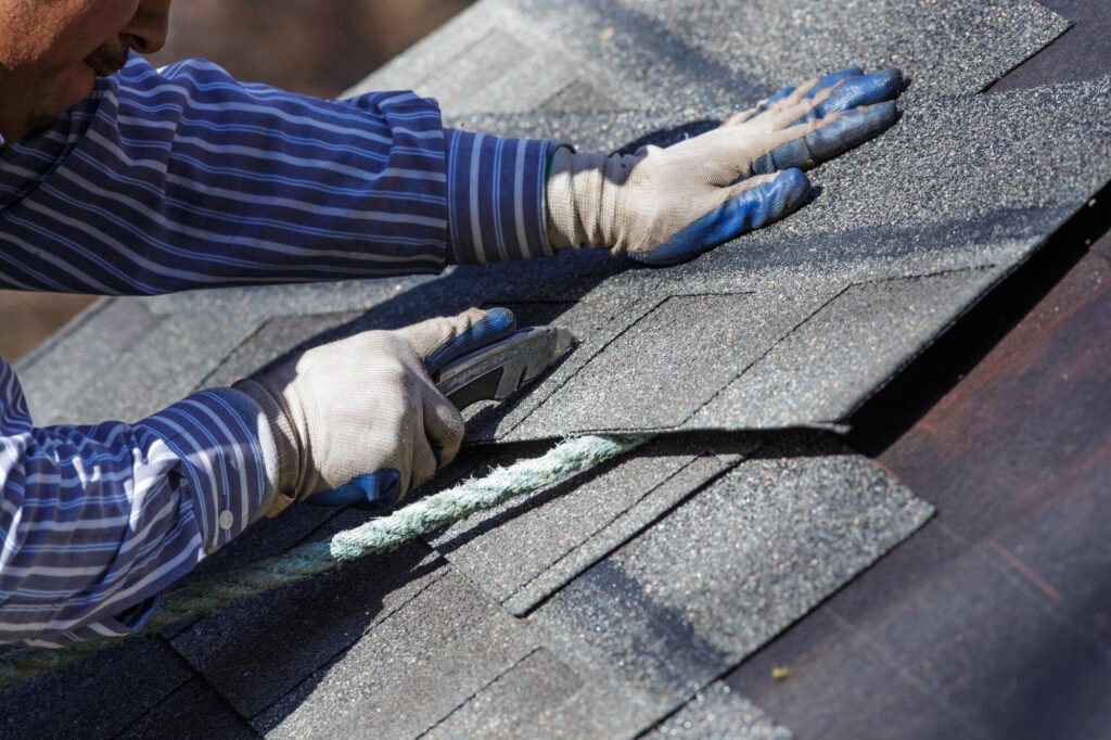 roof leak repair cost