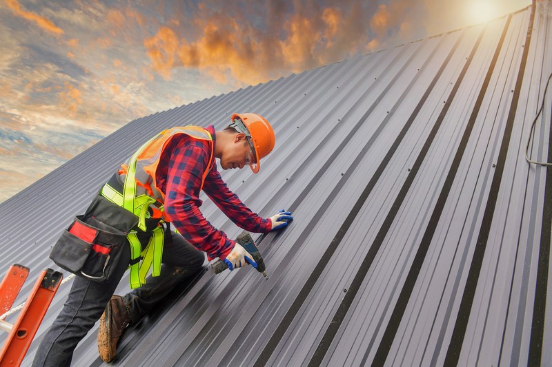How Roofing Services In Wellington, FL Ensure Long-Lasting Protection